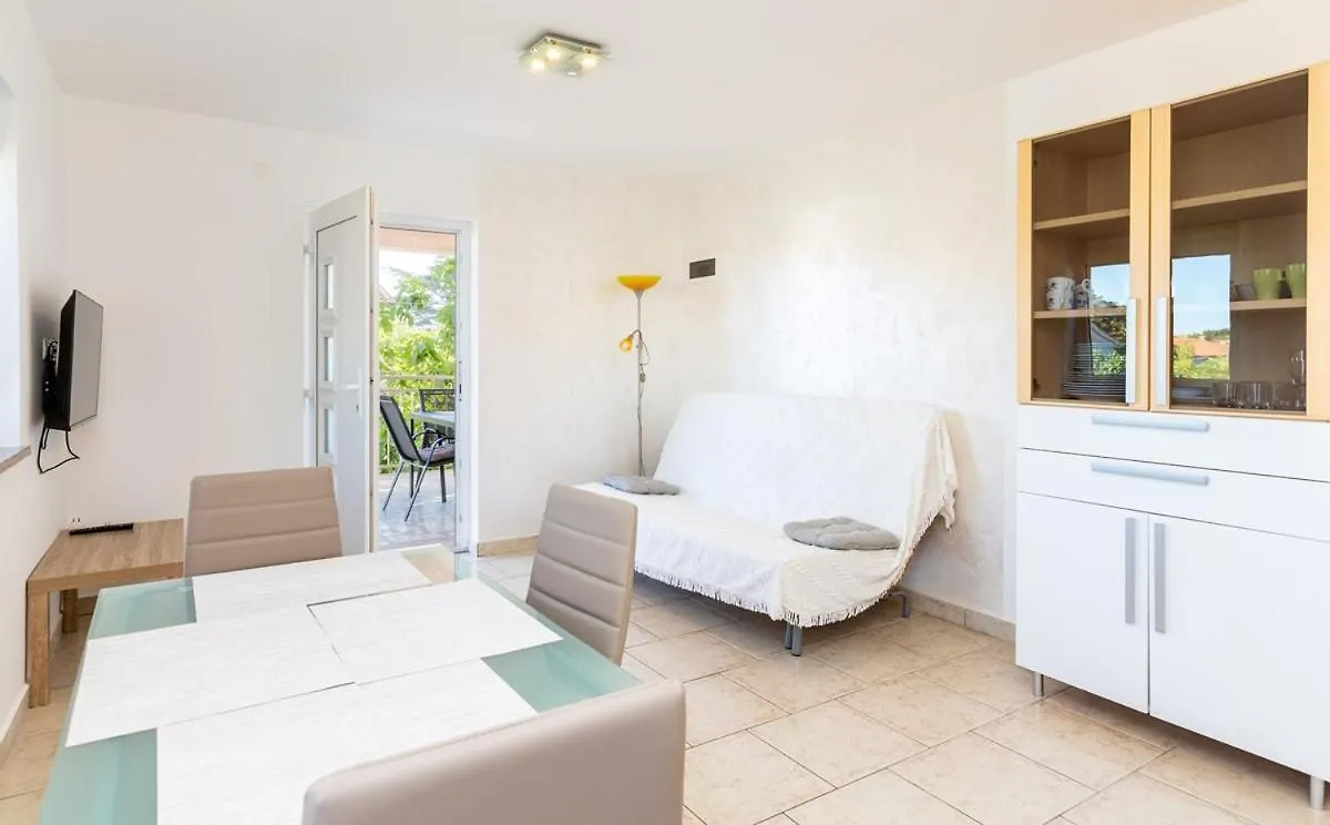 Apartments Murenc Medulin 0*,